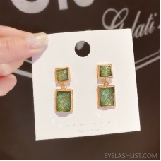 Baroque retro earrings female emerald gemstone earrings French niche light luxury temperament earrings s925 silver needle